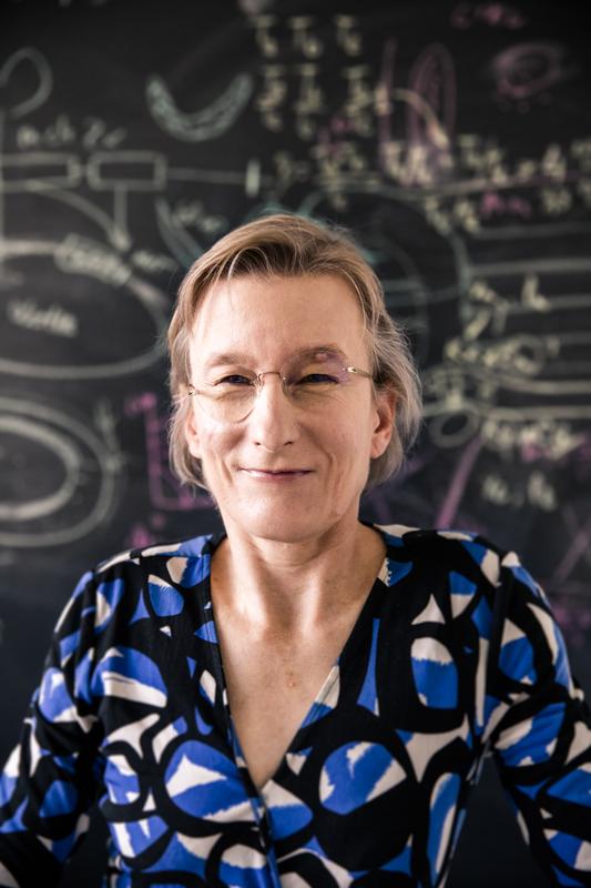 Professor Daria Siekhaus. Her group at ISTA investigates fruit flies to answer how cells move within the complex environment of an organism. © ISTA/Nadine Poncioni