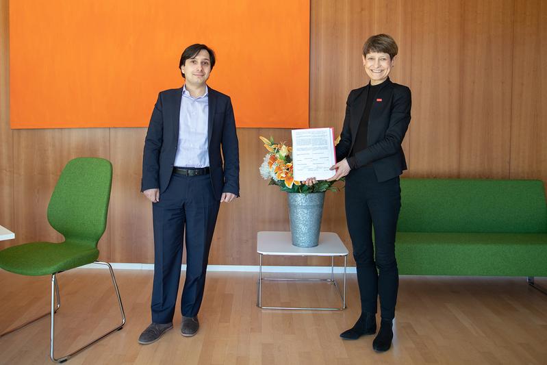 Auch die TU Braunschweig hält am geschlossenen Memorandum of Understanding fest. Professor Vadim Issakov und Professorin Angela Ittel, Präsidentin der TU Braunschweig.