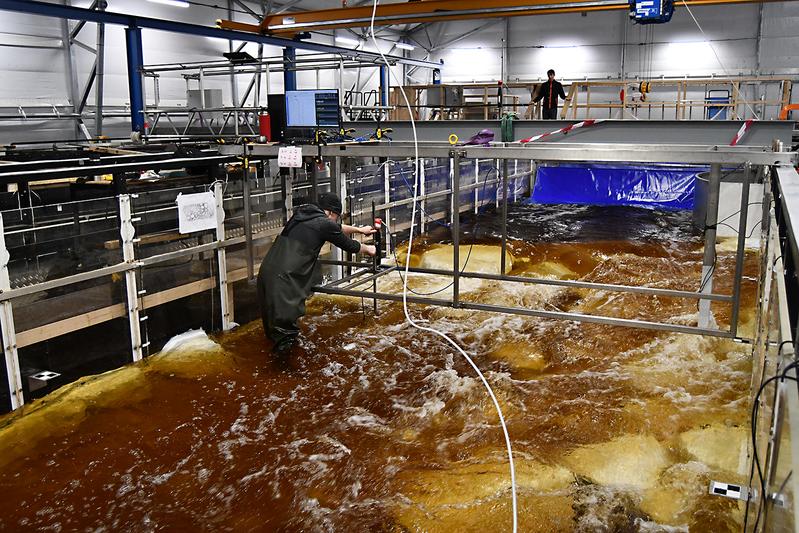 Hydraulische Messungen im "Laxelerator" in Schweden.