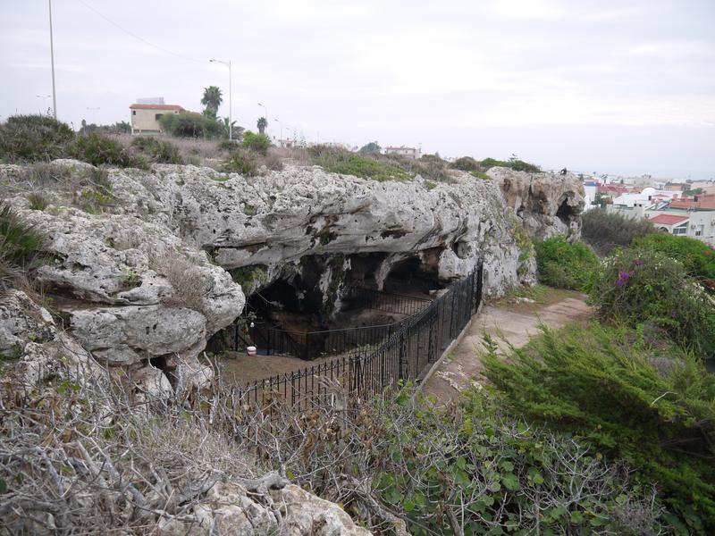 Der Eingang zur El Harhoura-Höhle