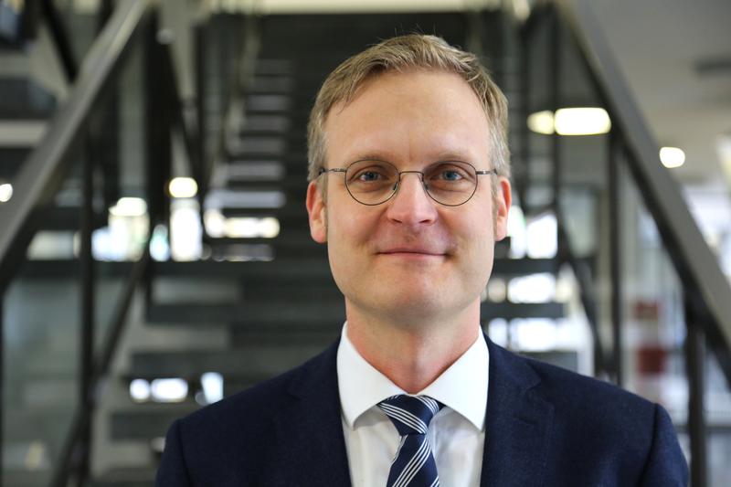 Hauptautor Martin Schultze, Leiter des Instituts für Experimentalphysik der TU Graz und Universitätsprofessor für Experimentalphysik mit Schwerpunkt Optik und Physik des Lichts. 