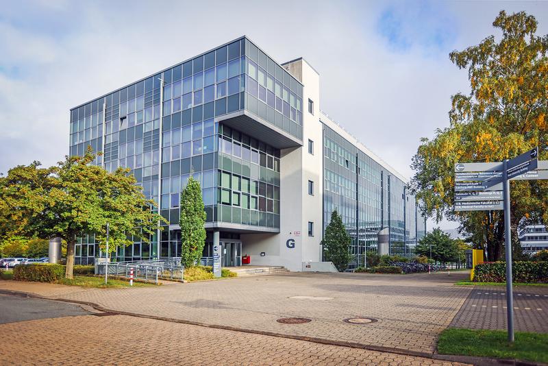 Das Centrum für Biotechnologie (CeBiTeC) ist zentral für die neue Kooperation mit dem Max Rubner-Institut.  Foto: Universität Bielefeld/S. Jonek
