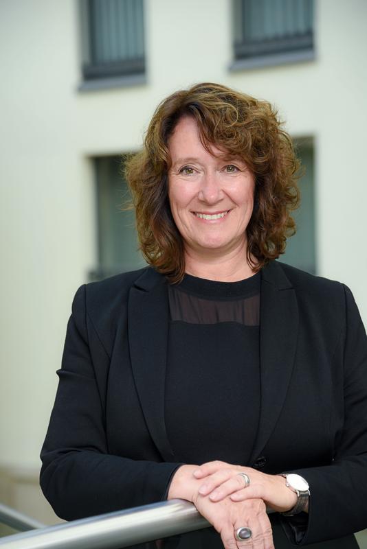 Prof. Dr. Dr. h.c. Dr. h.c. Caren Sureth-Sloane hat an der Universität Paderborn die Professur für „Betriebswirtschaftslehre, insbesondere Betriebswirtschaftliche Steuerlehre“ inne.