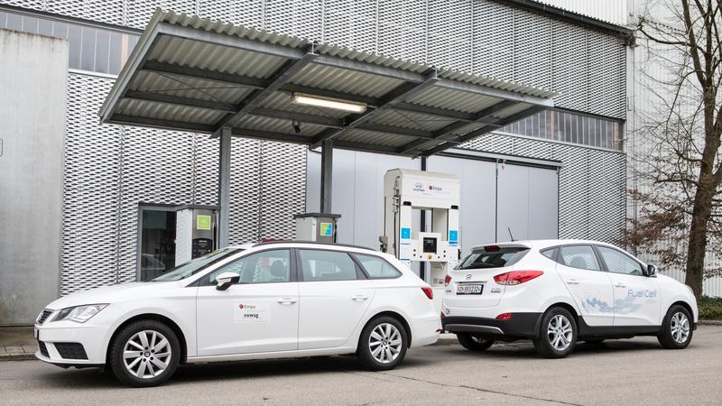 How do CNG vehicles perform compared to fuel-cell vehicles and battery electric vehicles?