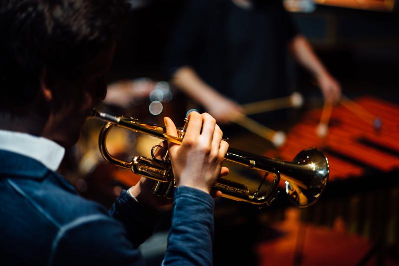 Das letzte Wochenende im April steht an der HfK Bremen ganz im Zeichen des Jazz. 