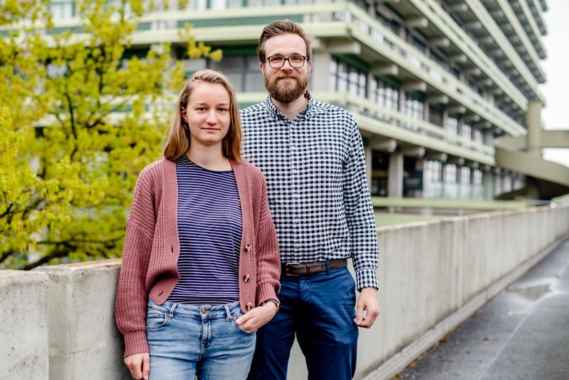 Johanna Pakusch (links) und Jan Claudius Schwitalla (rechts) gehörten zum Autorenteam der aktuellen Veröffentlichung.