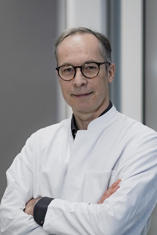 Prof. Dr. rer. nat. Frank-André Siebert, Leiter der Abteilung Medizinische Physik an der Klinik für Strahlentherapie des UKSH, Campus Kiel, ist zum Vorsitzenden des GEC-ESTRO-Komitees gewählt worden.