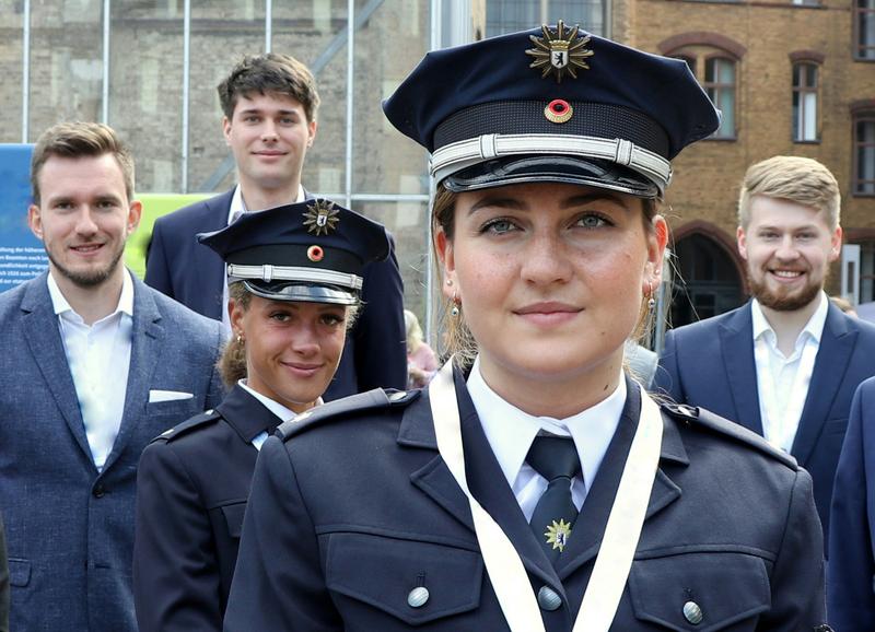 Um Karrierewege und politische Perspektiven von Frauen in der Sicherheitsbranche geht es am 20. Mai 2022 beim 10. Sicherheitsforum an der HWR Berlin. Mit dabei die Berliner Polizeipräsidentin Dr. Barbara Slowik.