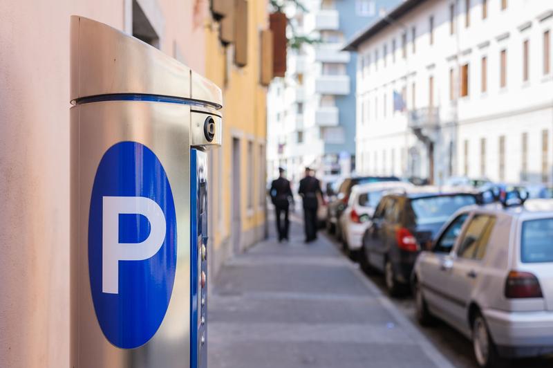 Falschparkern auf der Spur: Eine Forschungsgruppe um HM-Professor Andreas Humpe untersuchte die Konsequenzen des „Parkdrucks“ in deutschen Innenstädten