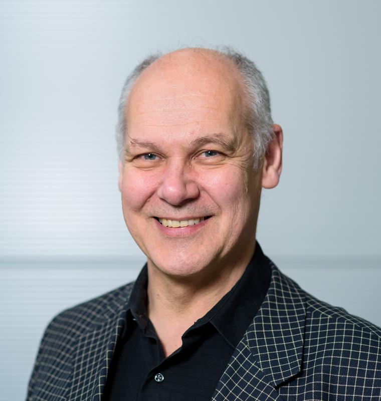 Prof. Dr. Stefan Seelecke, Lehrstuhl für intelligente Materialsysteme der Universität des Saarlandes