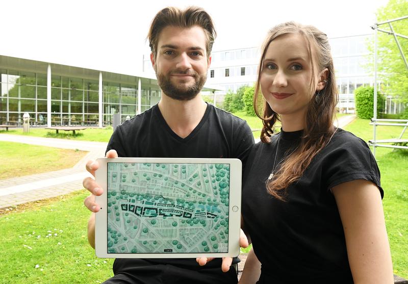 Lena Wahl und Maximilian Holterhöfer studieren im achten Semester Architektur an der FH Dortmund. Ihre Ideen für das Großmarkt-Areal in Dortmund überzeugten die Jury des Schlaun-Wettbewerbs.