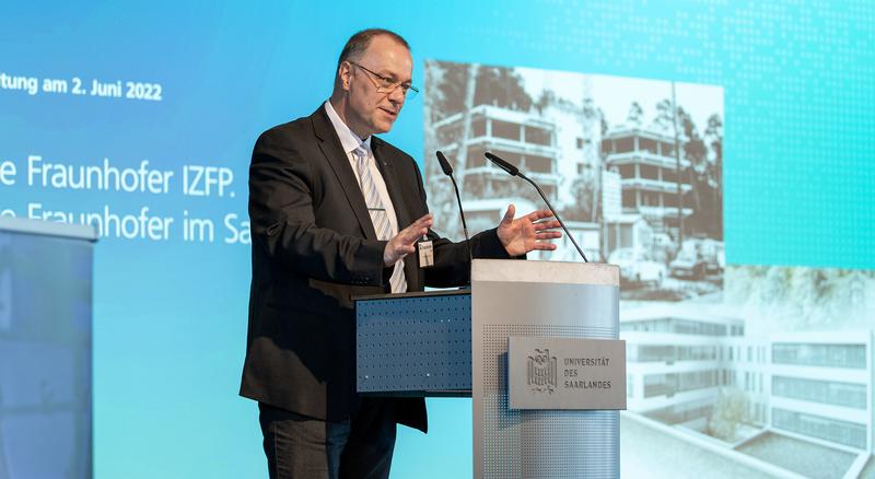 Prof. Dr. Bernd Valeske, geschäftsführender Institutsleiter des Fraunhofer IZFP