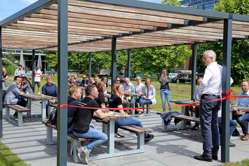 -	Präsident Prof. Dr. Karl Stoffel bei seinem Grußwort im grünen Klassenzimmer