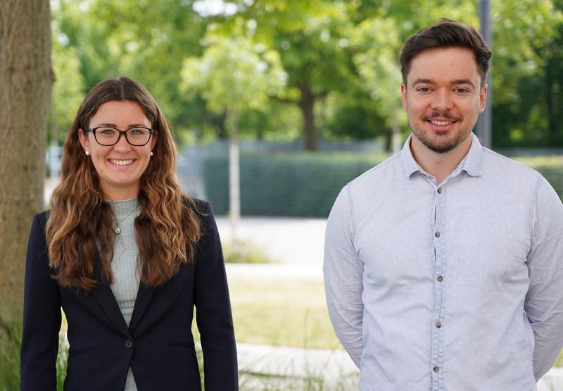 Freuen sich auf ihre Teilnahme am diesjährigen Nobelpreisträgertreffen: Atmosphärenchemikerin Clara Nussbaumer und Polymerwissenschaftler Tilmann Herberger. Nicht im Bild: Shoupeng Cao