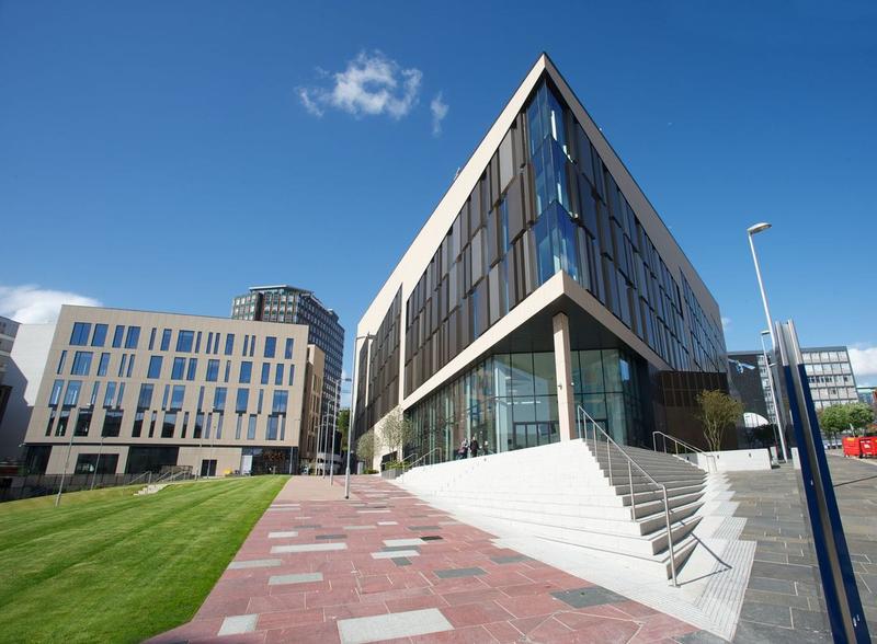Die Fraunhofer UK und das Fraunhofer CAP haben ihren Sitz am Technology and Innovation Centre der Universität Strathclyde in Glasgow.