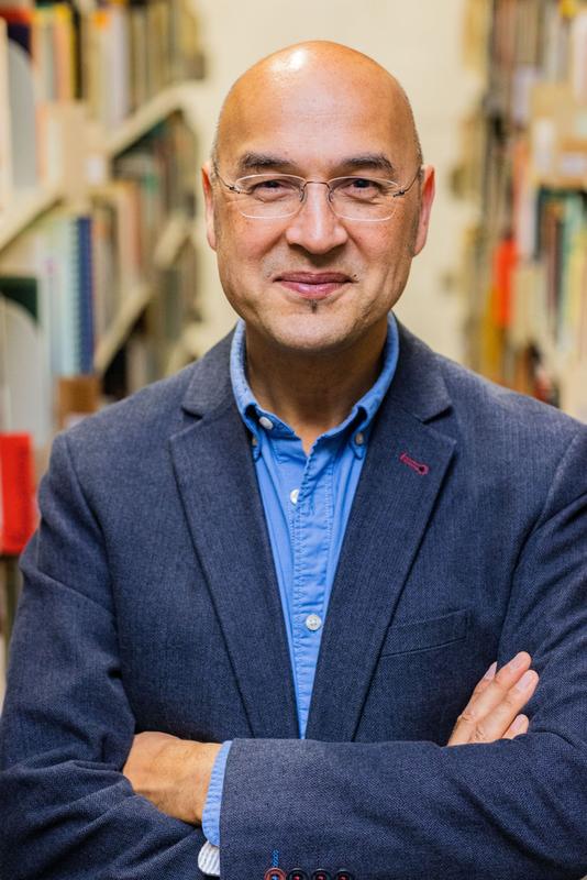 Der Anthropologe Prof. Dr. Paul Basu ist neuer Hertz-Professor an der Universität Bonn. Er setzt sich kritisch mit dem Erbe der westlichen Wissensproduktion auseinander.