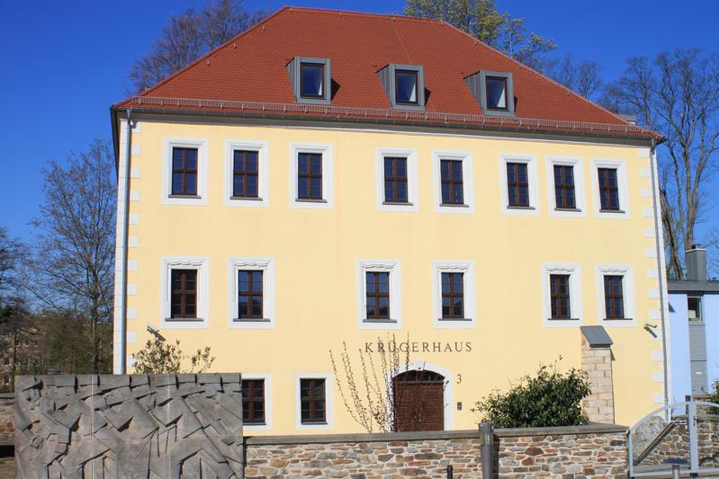 2007 wurde das Krügerhaus mit Mitteln der Dr.-Erich-Krüger-Stiftung und öffentlichen Fördermitteln saniert und als Ausstellungsort von Mineralen aus Deutschland gestaltet.