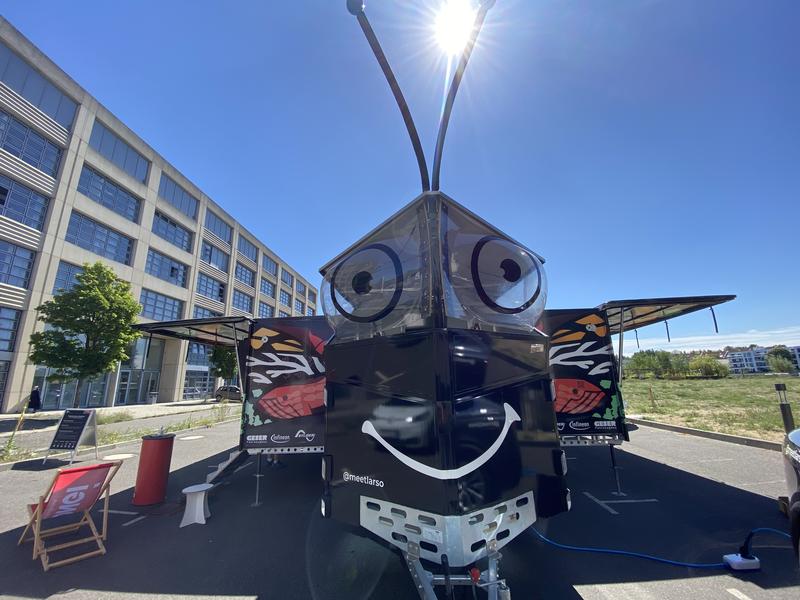 Das solarbetriebene Gefährt und Tiny House SolarButterfly am Campus Wilhelminenhof der HTW Berlin