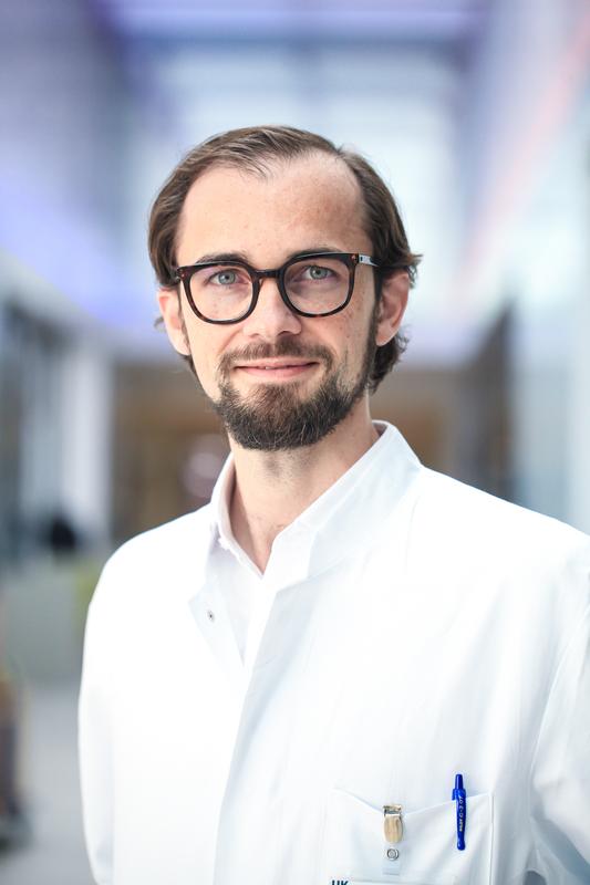 Prof. Dr. Thomas Bahmer, Internist und Pneumologe der Klinik für Innere Medizin I des Universitätsklinikums Schleswig-Holstein (UKSH), Campus Kiel