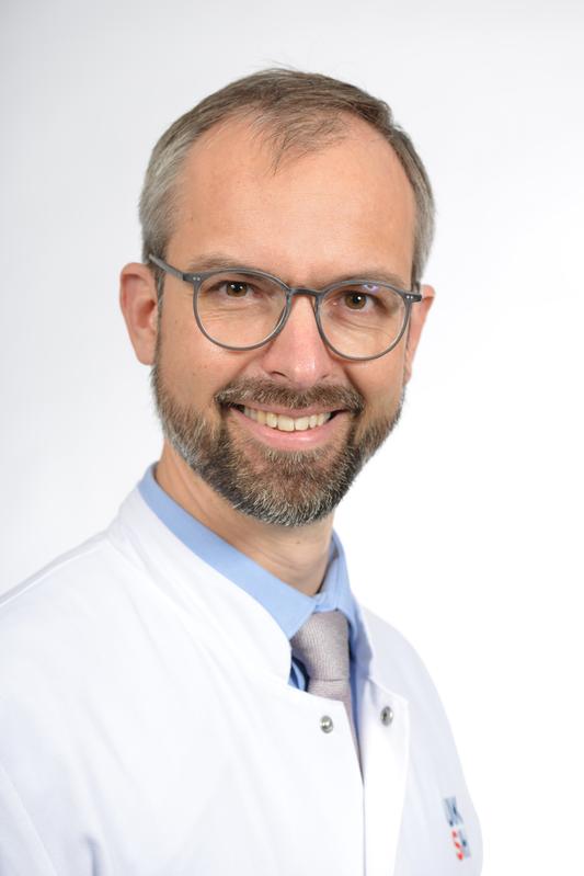 Prof. Dr. Ulrich Pecks, Oberarzt der Klinik für Gynäkologie und Geburtshilfe des UKSH, Campus Kiel