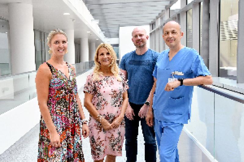 Studienkoordinatorin Alexandra Haid, Ursula Mattersberger (Obfrau Kinder-Krebs-Hilfe Tirol und Vorarlberg), Andreas Meryk und Roman Crazzolara von der Univ-Klinik für Pädiatrie I