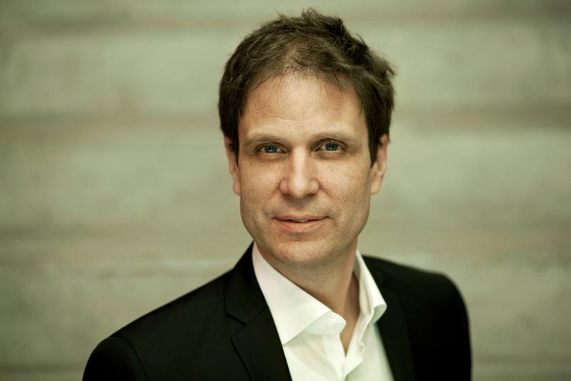 Prof. Dr. Tobias Hagen von der Frankfurt UAS möchte im Projekt FLOBIDAS einen Datenraum Fahrradmobilität schaffen.