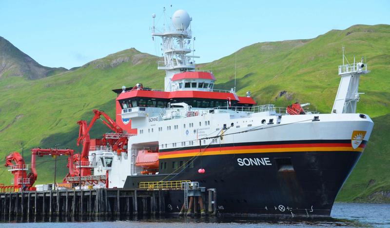Das Forschungsschiff SONNE wird noch bis 6.9. für die „AleutBio“-Expedition im Einsatz sein. 