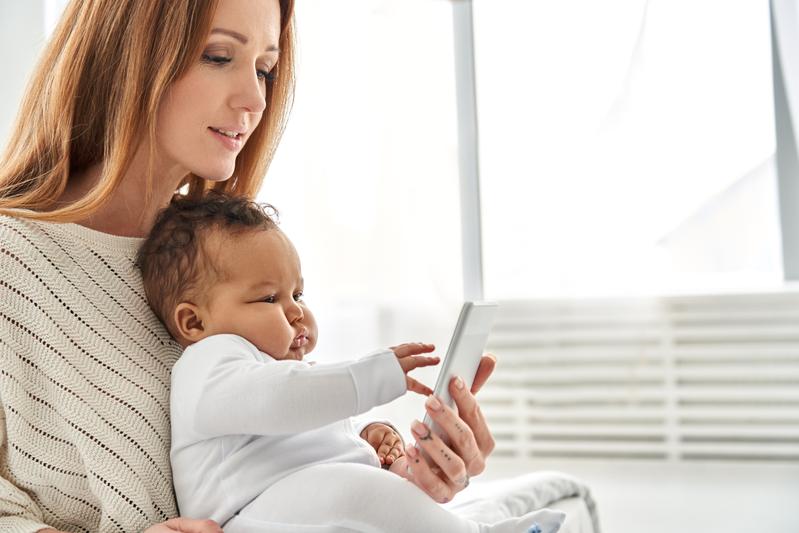 Die neue TeamBaby-App wurde an der Jacobs University Bremen entwickelt und unterstützt Schwangere mit kostenlosen Kommunikationstrainings. (Quelle: Shutterstock)