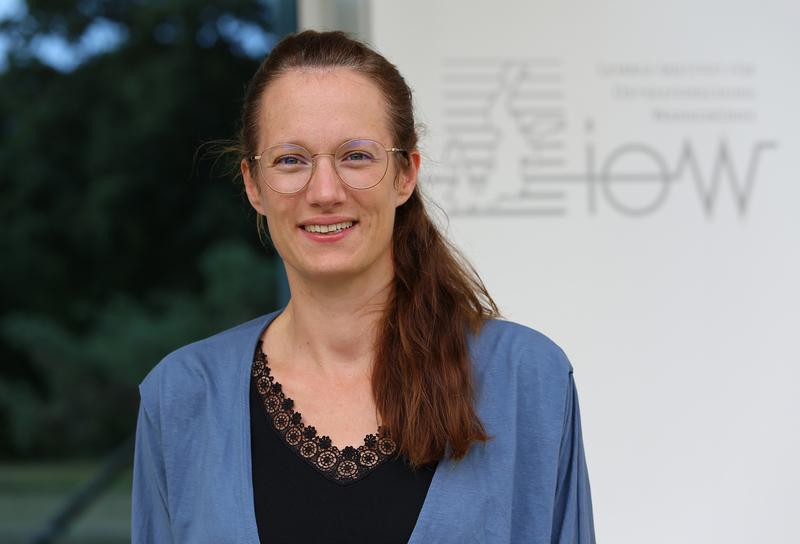 Dr. Helena Osterholz, Erstautorin der in Nature Communications publizierten deutsch-schwedischen Studie, ist Meereschemikerin am Leibniz-Institut für Ostseeforschung Warnemünde.