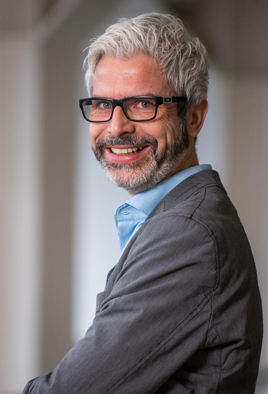Prof. Tobias Esch