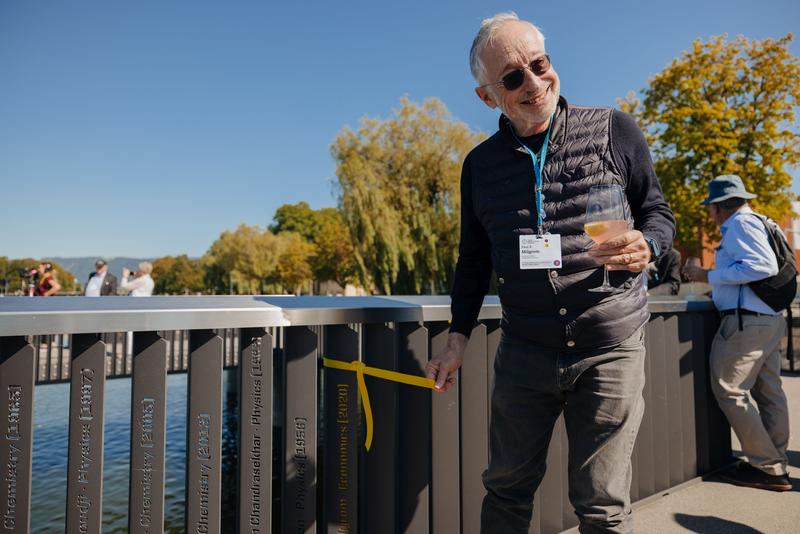 Paul R. Milgrom on the Lindau Nobel Laureate Pier during #LINOecon