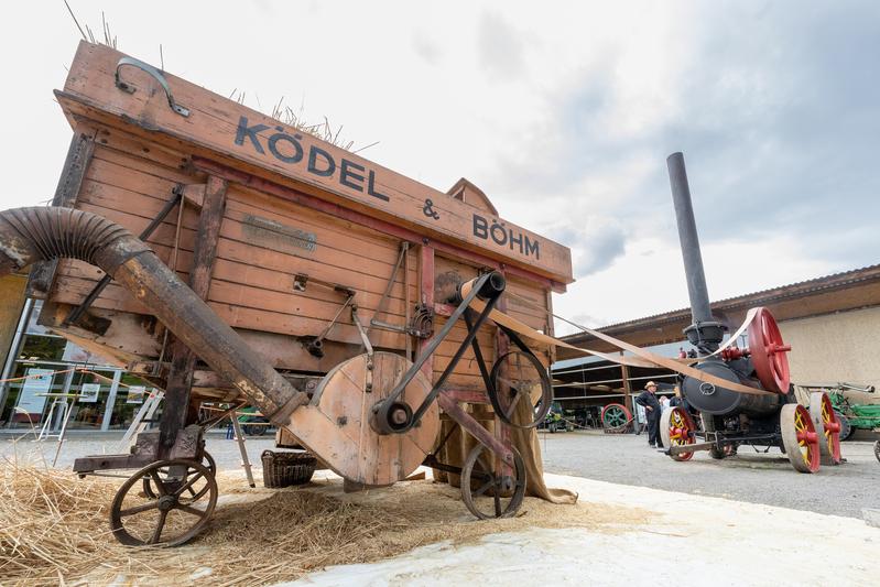 Schon damals wegweisend: Dampfdreschen am Deutschen Landwirtschaftsmuseum an der Universität Hohenheim.