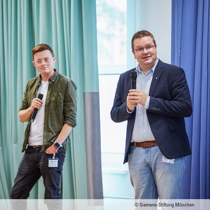 Jacob Beautemps (l.) ist zu Gast auf der von Prof. Dr. Marco Beeken (r.) organisierten Tagung. 