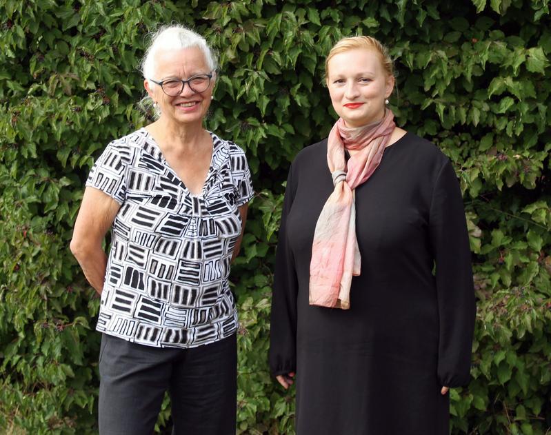 Prof. Dr. Karin Birkner (l.) and Dr. Annamária Fábián-Trost (r.)