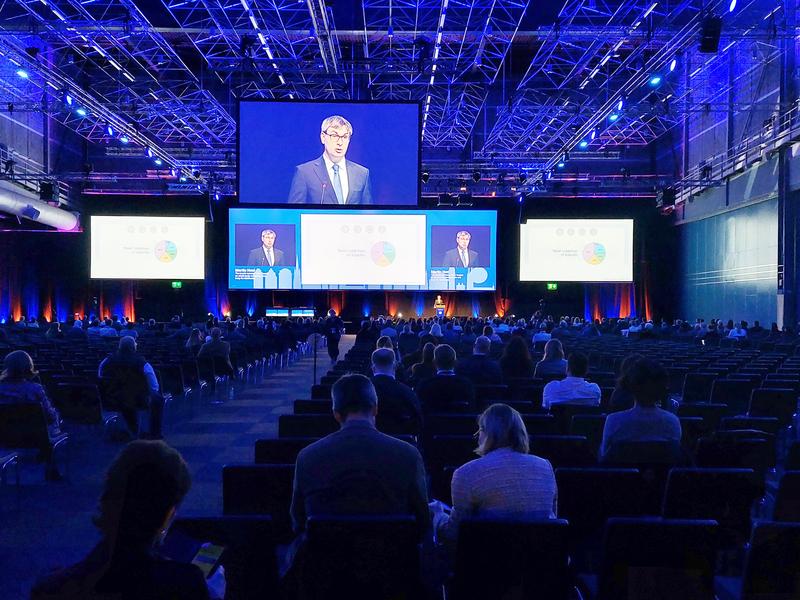 Der Minkowski-Preisträger Prof. Martin Heni stellt bei der Jahrestagung der EASD seine Diabetes-Forschung vor 