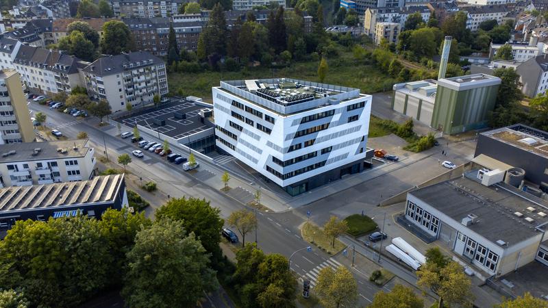 Außenaufnahme des Kompetenzzentrum Mobilität Aachen (KMAC).