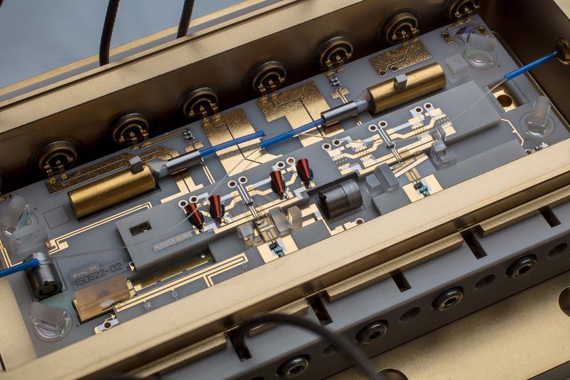 Compact and robust high-power laser module developed for high-end quantum optical applications in space. 55 of such modules are being delivered for the joint DLR/NASA BECCAL facility on the ISS.