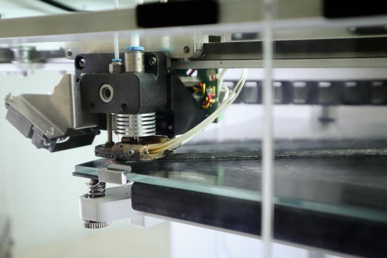 3D Drucker im Labor des Anisoprint-Teams auf dem Campus der Jacobs University. 