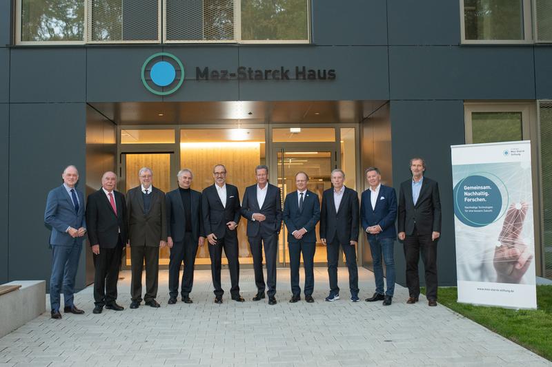 Dr. Hans J. Reiter (MWK); Ivo Gönner; Dr. Jürgen Vogt; Stefan Rapp; Werner Braun; Thomas Vetter (beide Stiftung); Prof. Michael Weber; Prof. Karl Joachim Ebeling; Volker Herrdum-Heinrich (Stiftung); Prof. Axel Groß