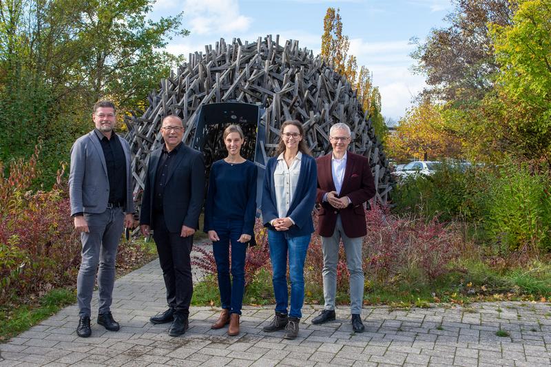 von links: Prof. Peter Thomé, Sven Stimac, Dr. Sandra Linz, Julia Trapp, Prof. Dr. Heiko Weckmüller