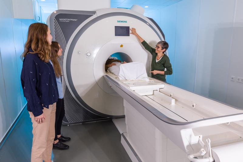 A clinical MRI scanner