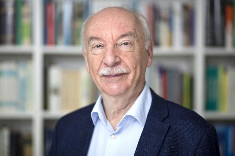  Der Psychologe Prof. Dr. Gerd Gigerenzer, bekannt für seine Forschung zum Risikoverhalten, kommt am 21. November für seinen Vortrag „Der Umgang mit Ungewissheit im digitalen Zeitalter“ nach Bielefeld.