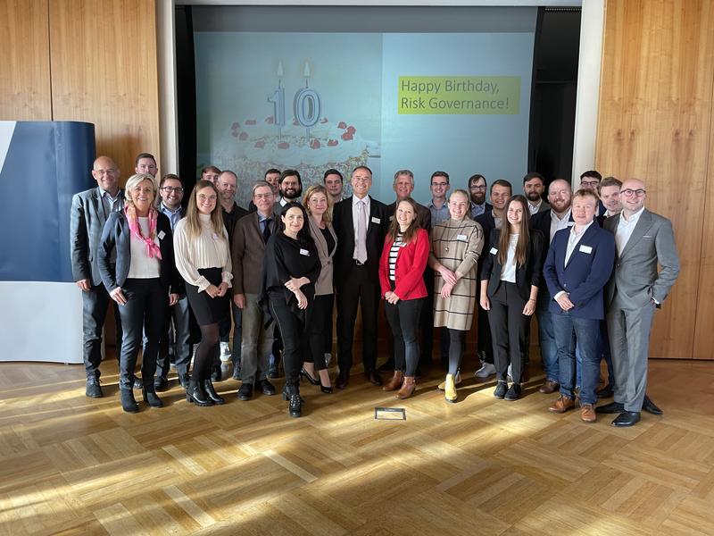 The two Siegen business administration professors recently organized a conference commemorating ten years of study in this field.