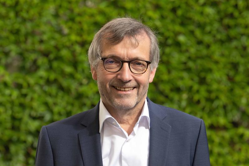 Der Präsident der Friedrich-Schiller-Universität Jena, Prof. Walter Rosenthal, ist „Hochschulmanager des Jahres 2022“.