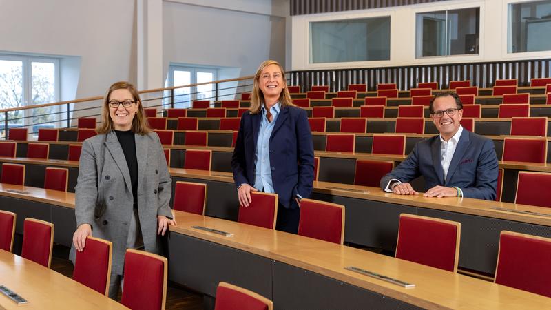 Die neuen Kuratoriumsmitglieder Magdalena Göbel, Dr. Simone Kämpfer und Dr. Sven-Holger Undritz