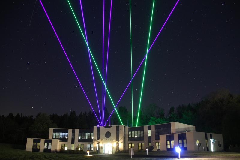 Neue Laser erleuchten den Himmel über Kühlungsborn. 