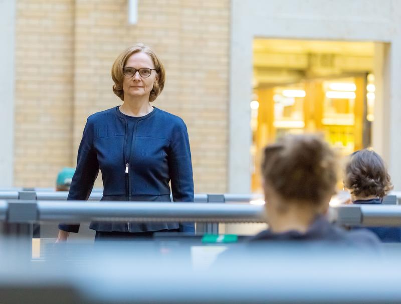 Die Direktorin der Universitätsbibliothek Leipzig, Dr. Anne Lipp.