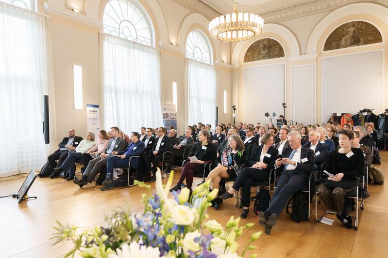 Lebendige Debatte beim Zukunftssymposium in Berlin