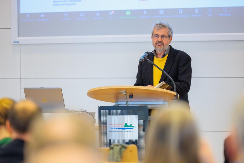 Axel Vogel, Minister für Landwirtschaft, Umwelt und Klimaschutz des Landes Brandenburg, hob den Beitrag der Nachhaltigkeitsplattform für die Stärkung der Resilienz Brandenburgs in Zeiten des Klimawandels hervor.