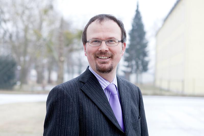 Prof. Dr. Oliver Sandfuchs, Studiengangsleiter "Materialwissenschaften und Bionik"